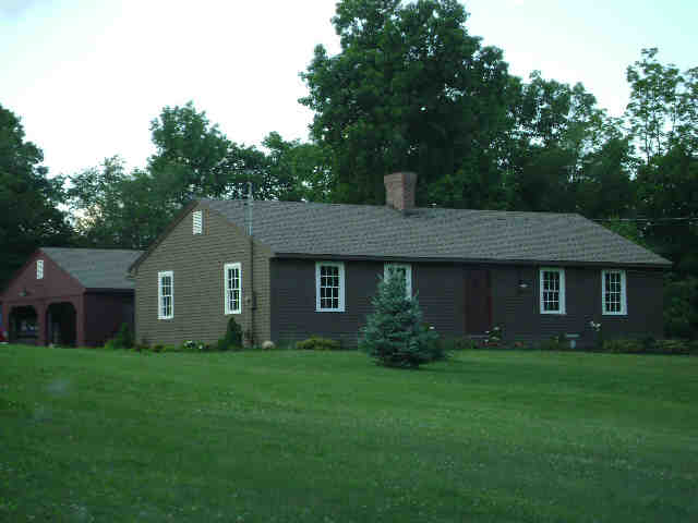 Building photograph for 154 STILL HILL RD